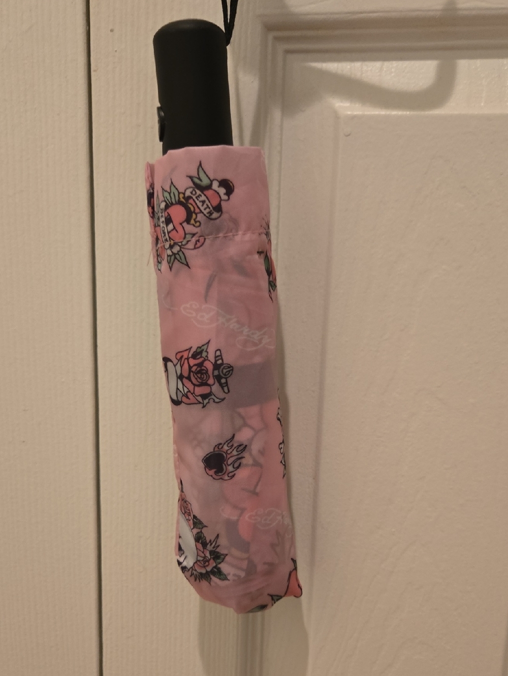 Ed Hardy Pink and Black Umbrella Unisex Nwot